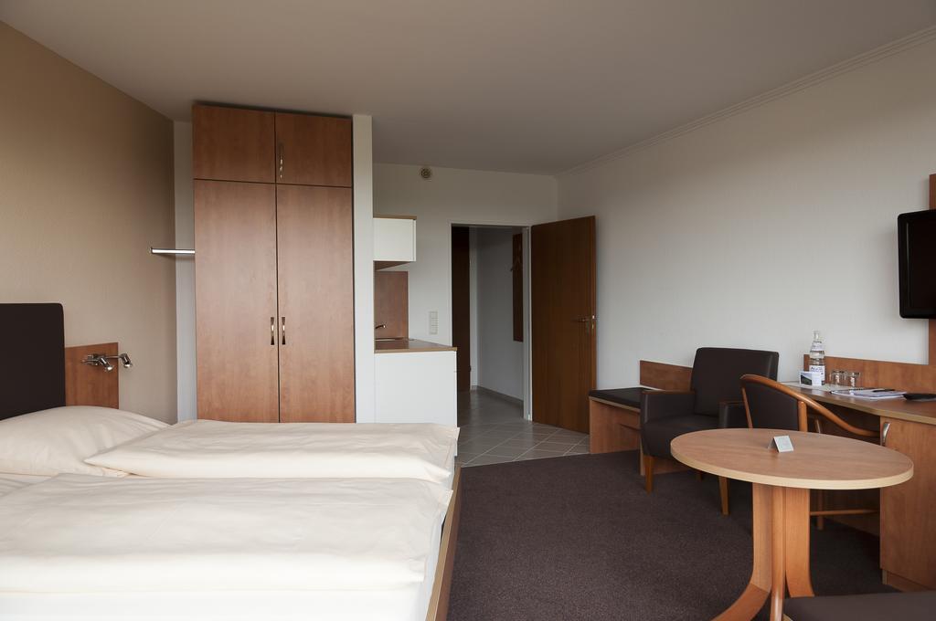 Hotel Haus Deutsch Krone Бад-Эссен Номер фото
